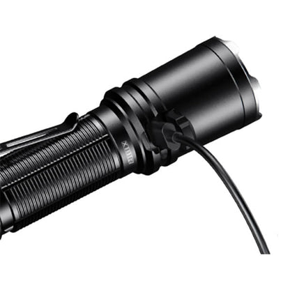 Lampe de poche LED XT11R, 1 300 lumens (batterie incluse)