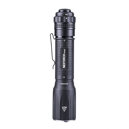 Lampe de poche tactique LED TA30C, 1 600 lumens (batterie incluse)