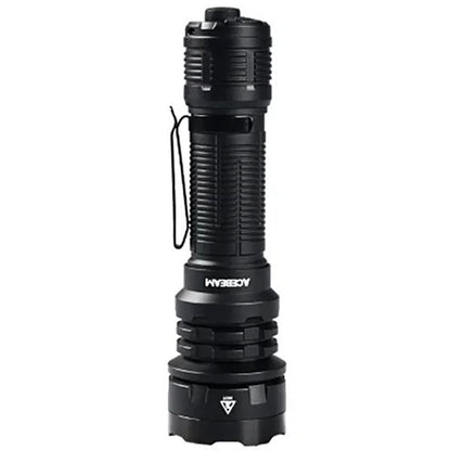 lampe de poche tactique LED DEFENDER P17, 4 900 lumens (batterie incluse)