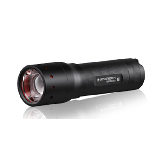 LED LENSER P7 - 450 Lumen, inkl. 4 AAA Batterien